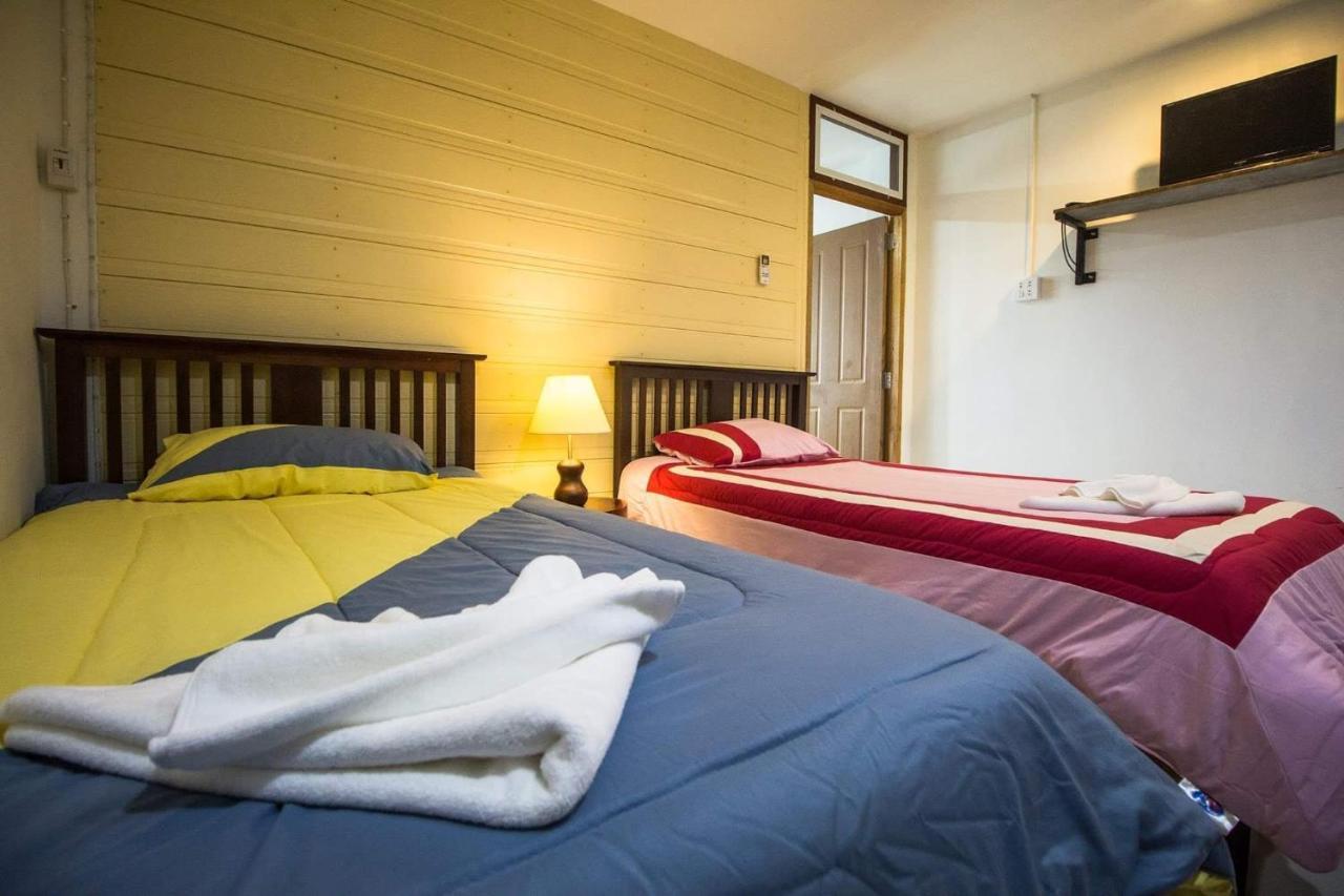 Savika Guesthouse Ranong Exterior photo